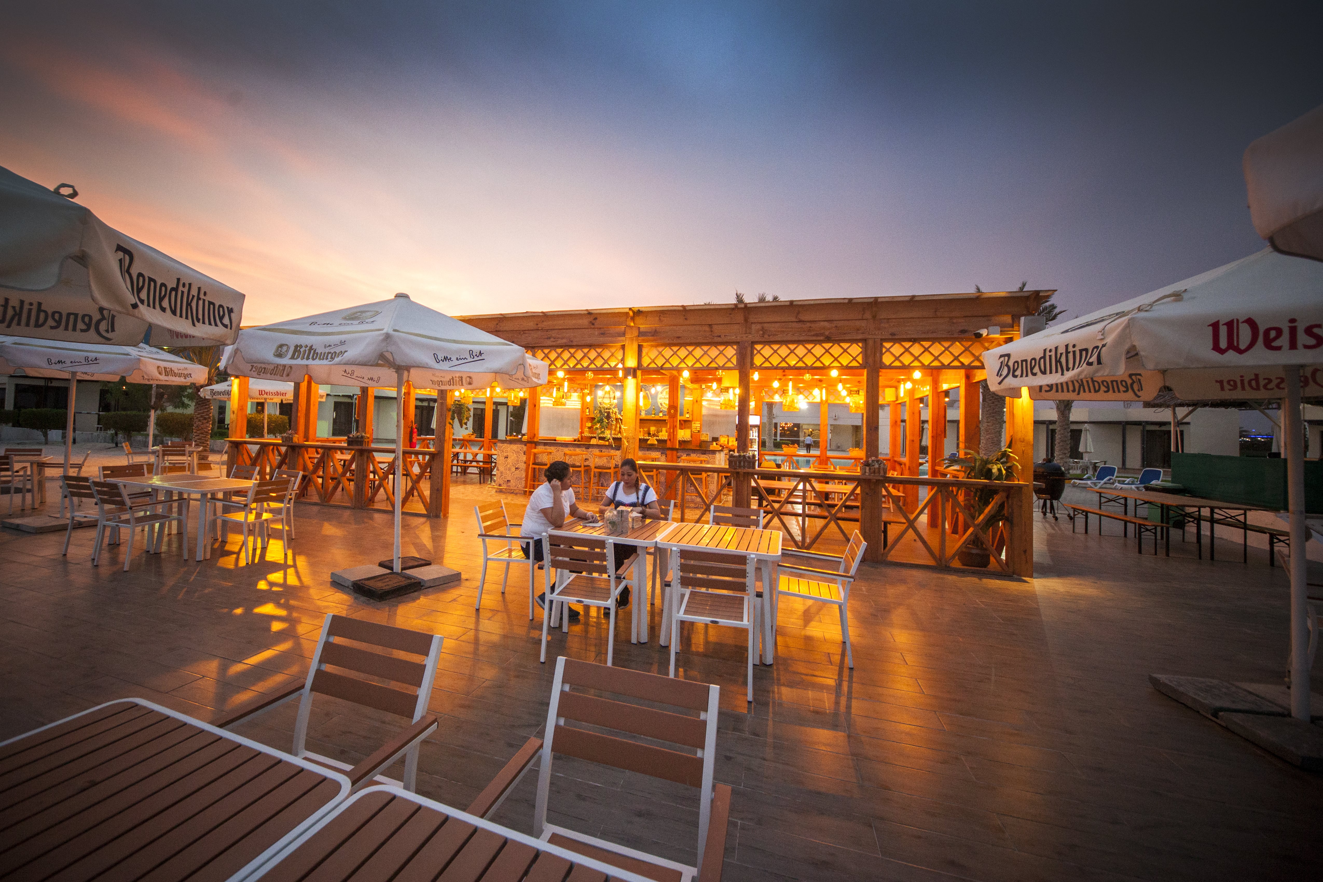 Beachgarten Bar